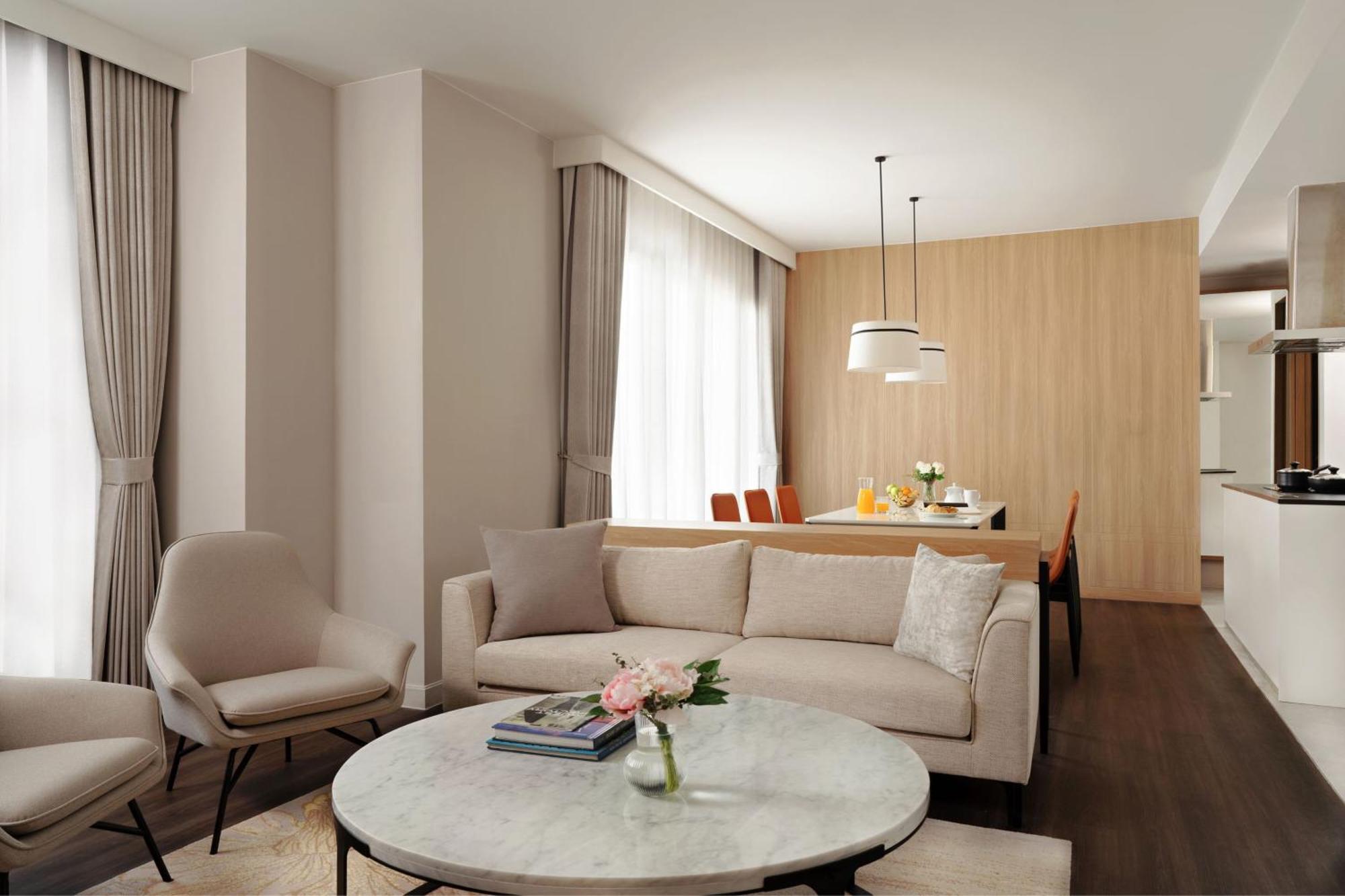 Marriott Executive Apartments Bangkok, Sukhumvit 101 Exterior photo