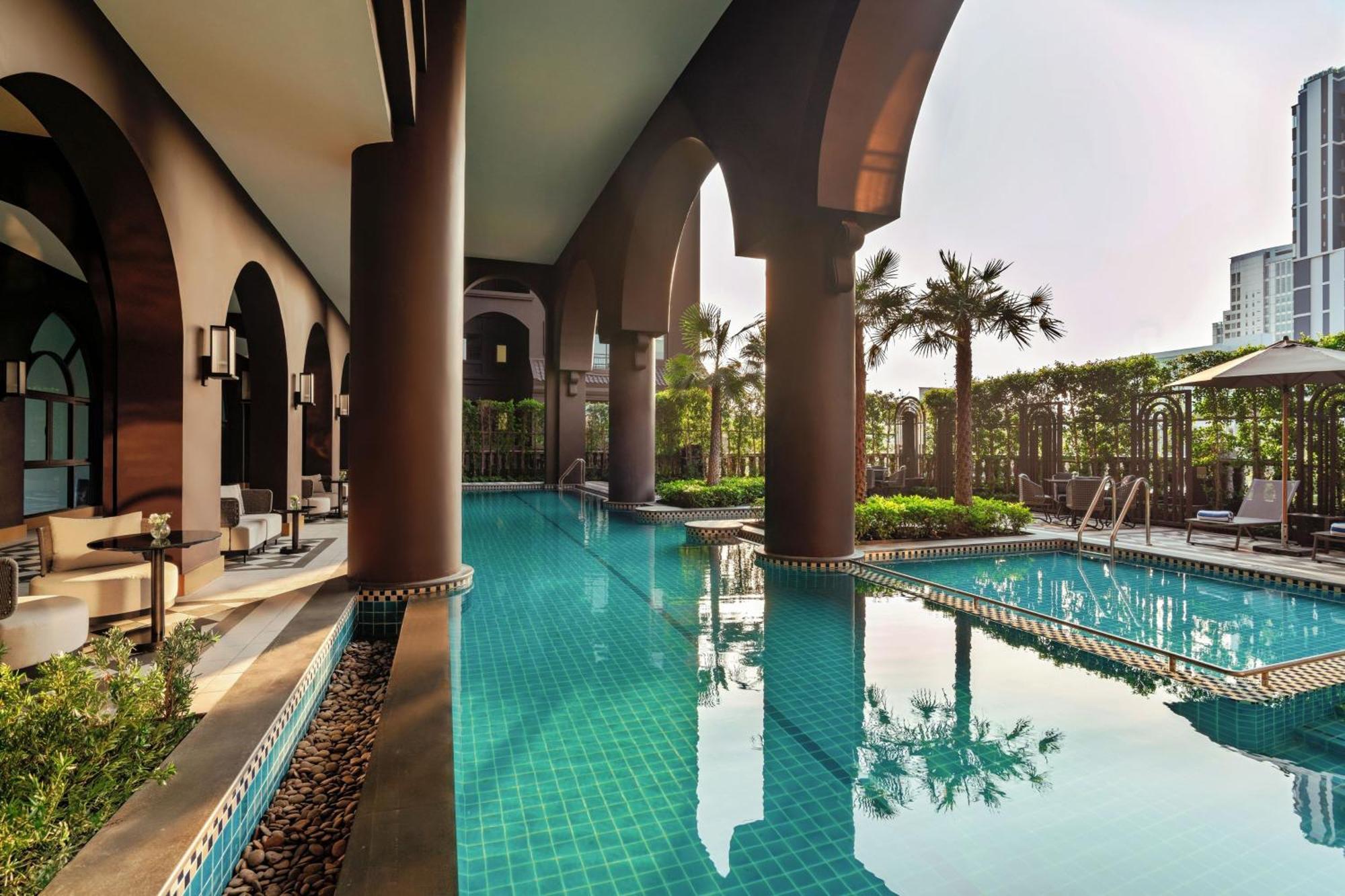 Marriott Executive Apartments Bangkok, Sukhumvit 101 Exterior photo